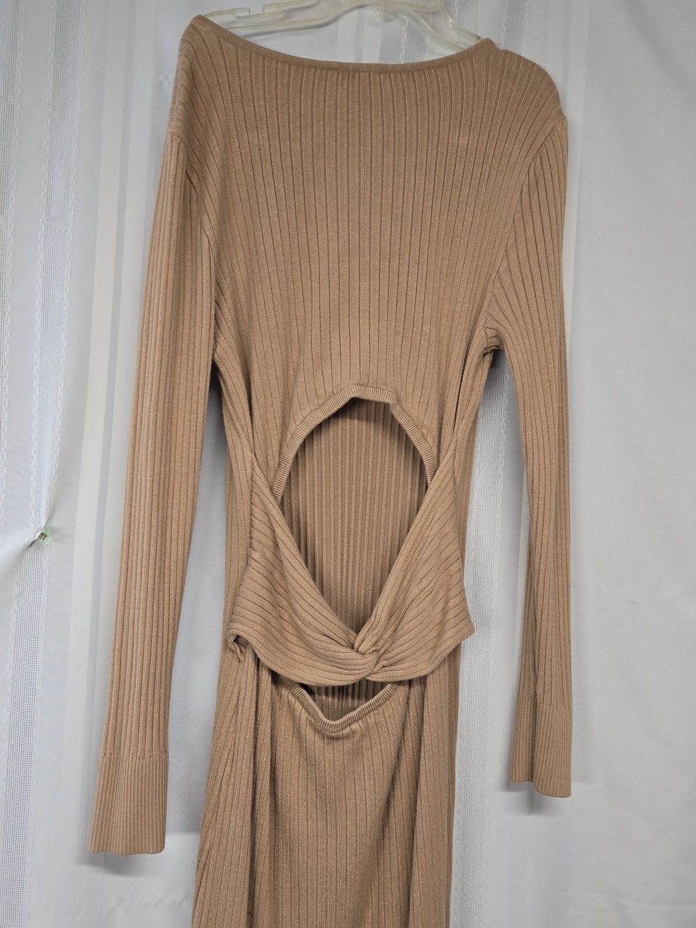 SOFIA JEANS BY SOFIA VERGARA  Ribbed Long Sleeve V-Neck Maxi Dress - Tan SIZE L - Picture 5 of 11